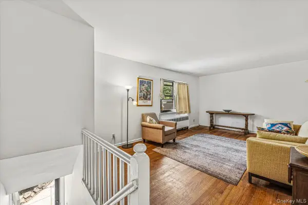 220-15 75th Avenue #86A2, Oakland Gardens, NY 11364