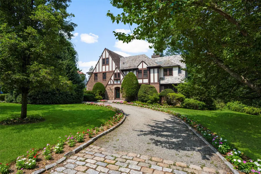 260 Overlook Road, New Rochelle, NY 10804 - #2