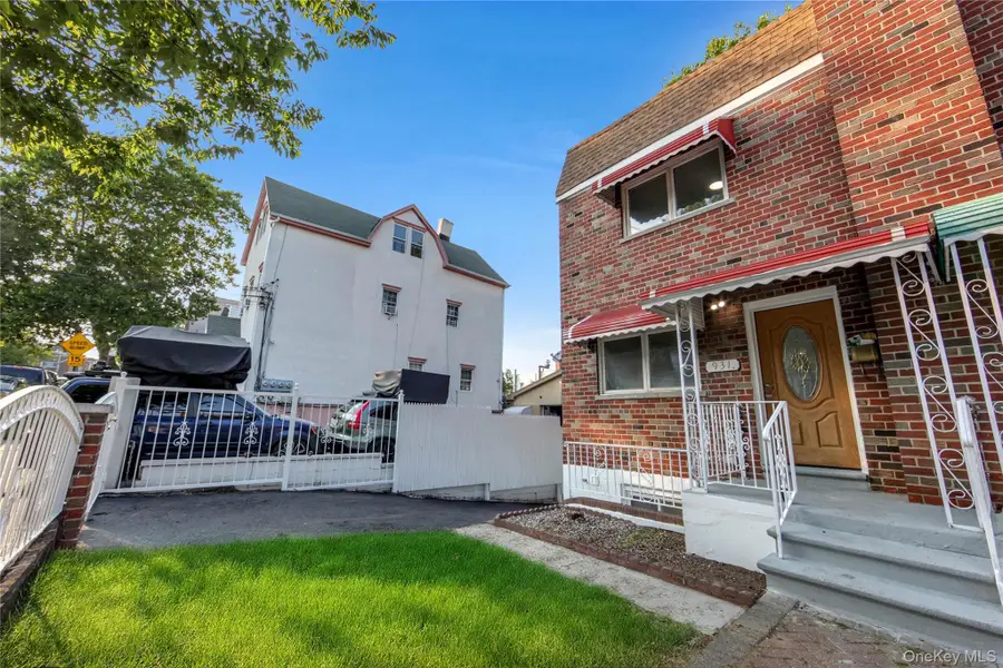 931 E 232nd Street, Bronx, NY 10466 - #2