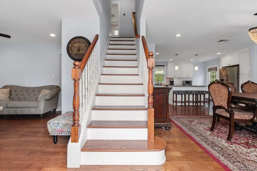 177 N Queens Avenue, Massapequa, NY 11758 - #3