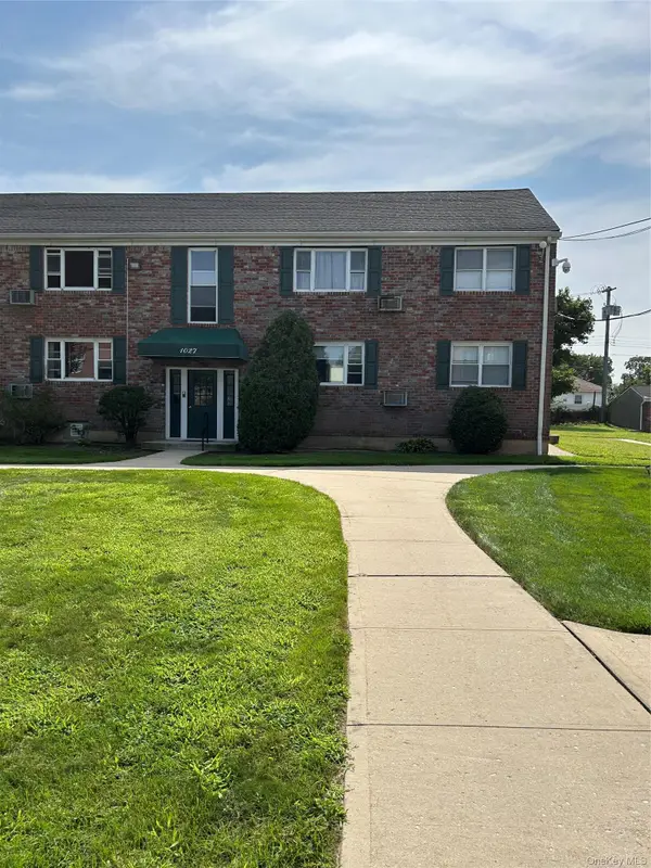1027 Fenwood Drive #3, Valley Stream, NY 11580