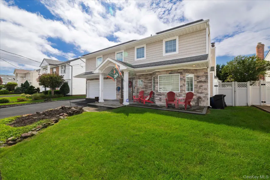 3942 Sally Lane, Oceanside, NY 11572 - #3