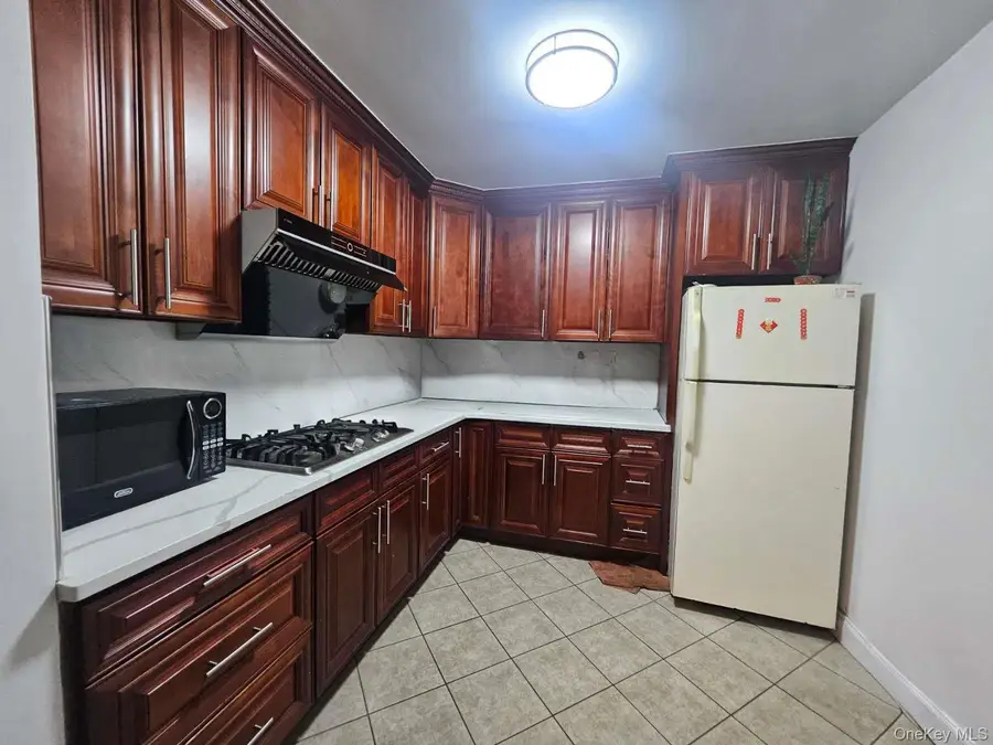 43-43 Kissena Blvd #306, Flushing, NY 11355 - #3