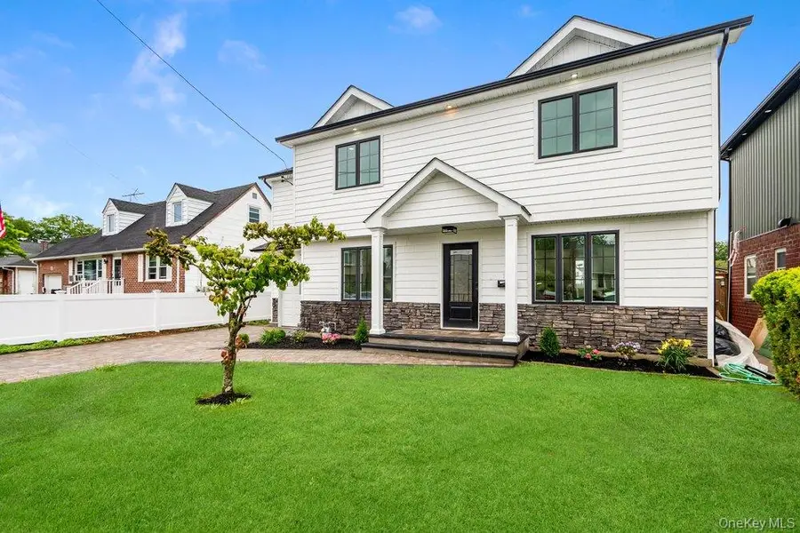 10 California Street, Hicksville, NY 11801 - #2