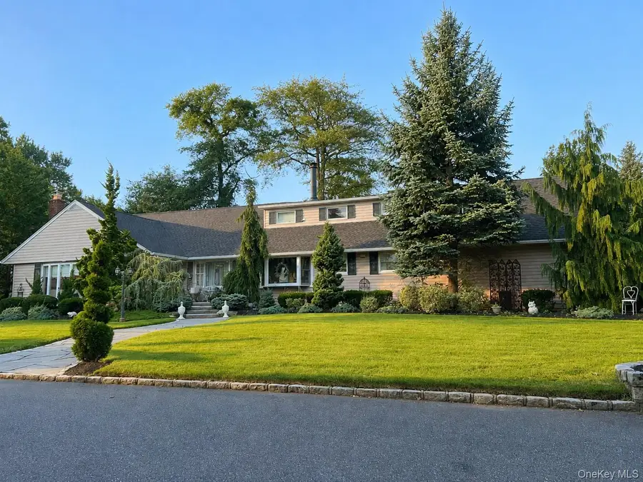 100 Fairview Road, Massapequa, NY 11758 - #2