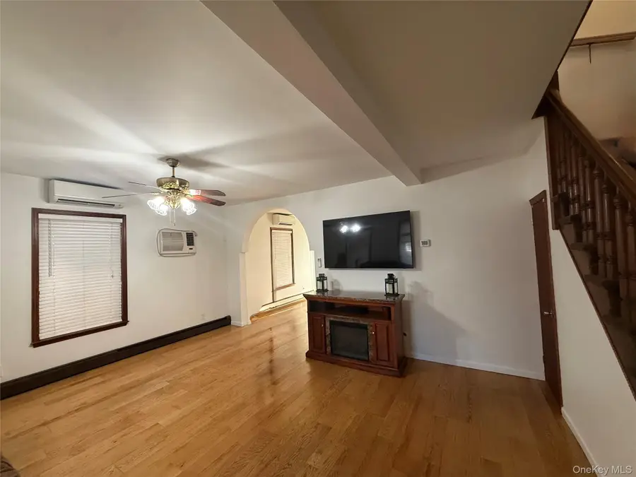 1521 Hone Avenue, Bronx, NY 10461 - #3