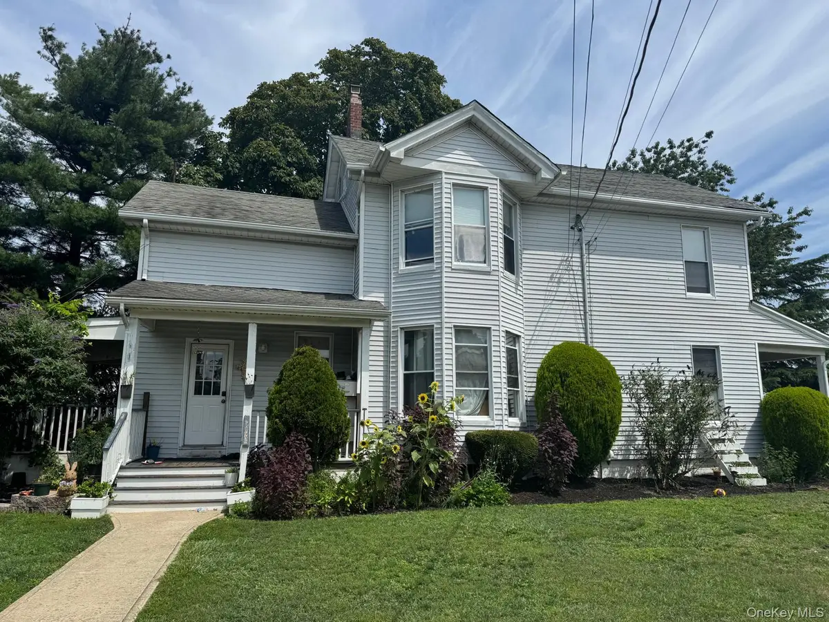 172 N Ocean Avenue, Patchogue, NY 11772 - #1