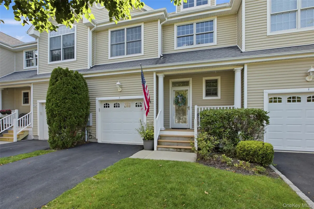 2 Emilys Way, East Setauket, NY 11733 - #1