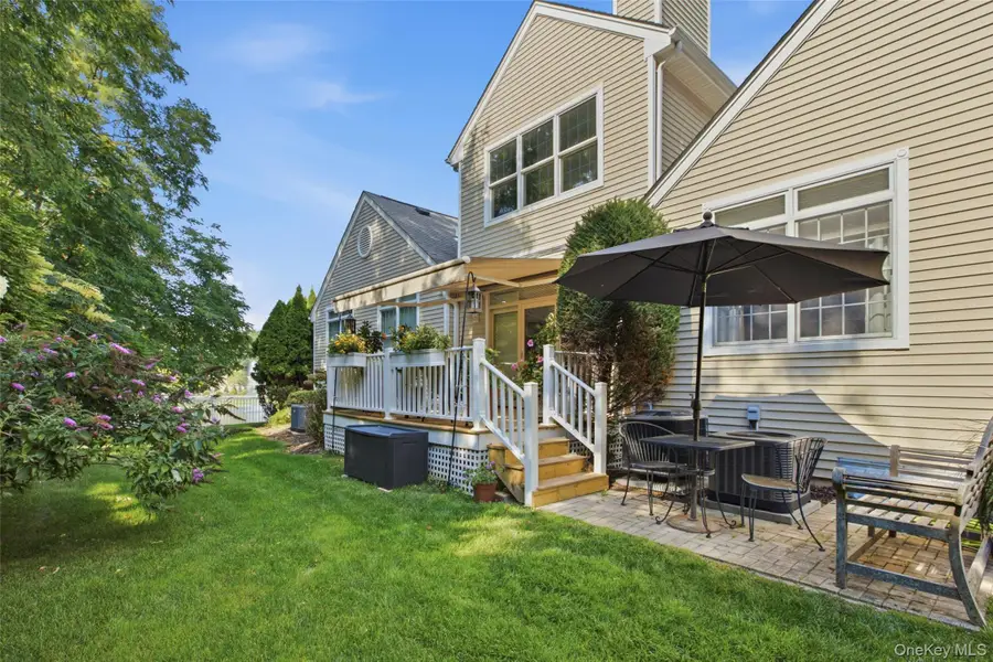 2 Emilys Way, East Setauket, NY 11733 - #3