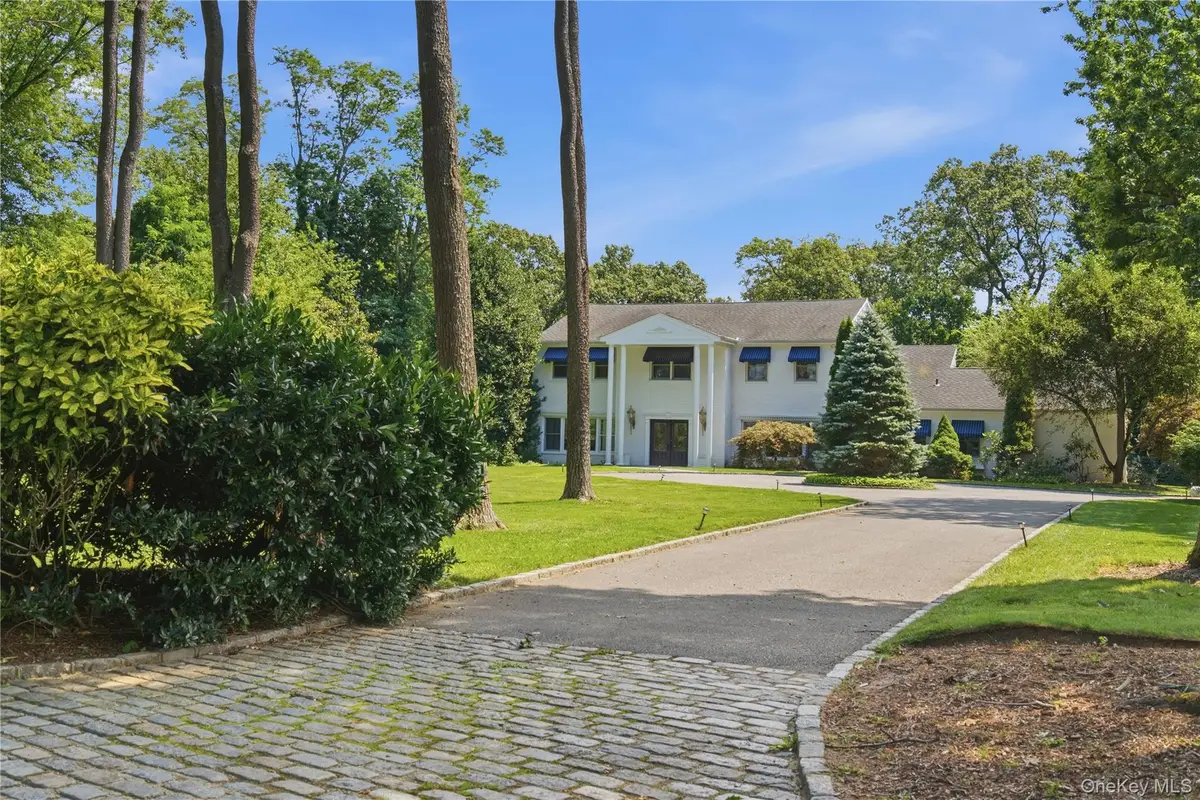 6 Lighthouse Point, Lloyd Harbor, NY 11743 - #1