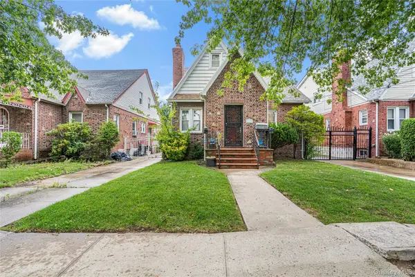 205-13 114th Drive, Saint Albans, NY 11412