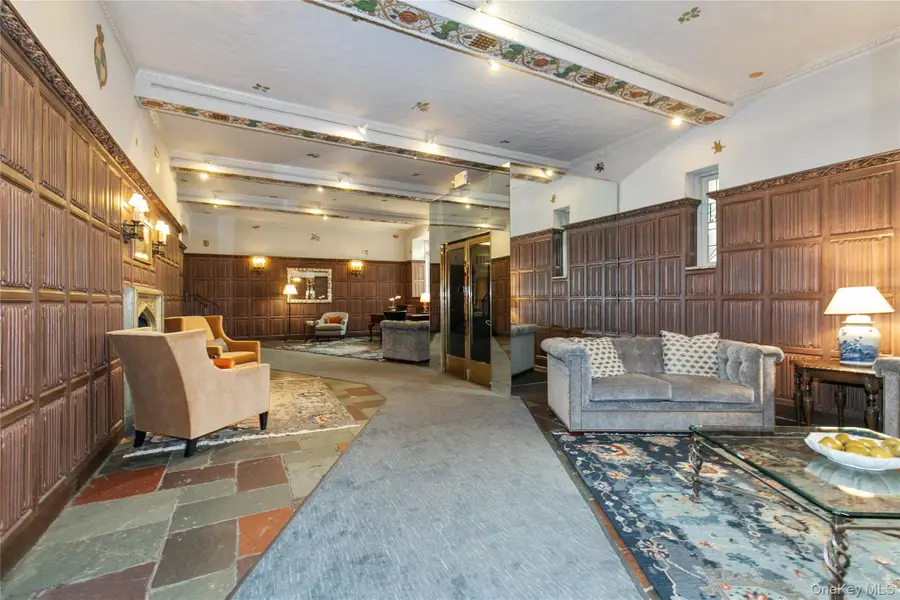 4 Maple Drive #6-I, Great Neck, NY 11021 - #3