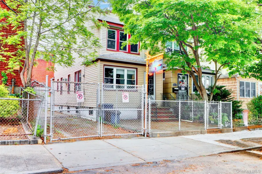69-15 69th Place, Glendale, NY 11385 - #3