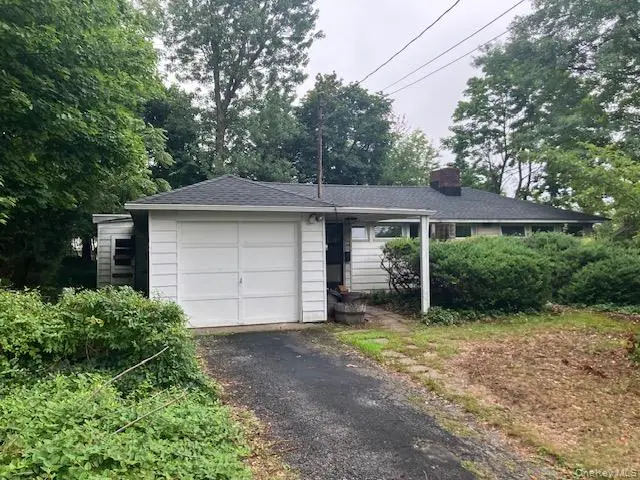 35 Washington Avenue, Glen Head, NY 11545 - #1