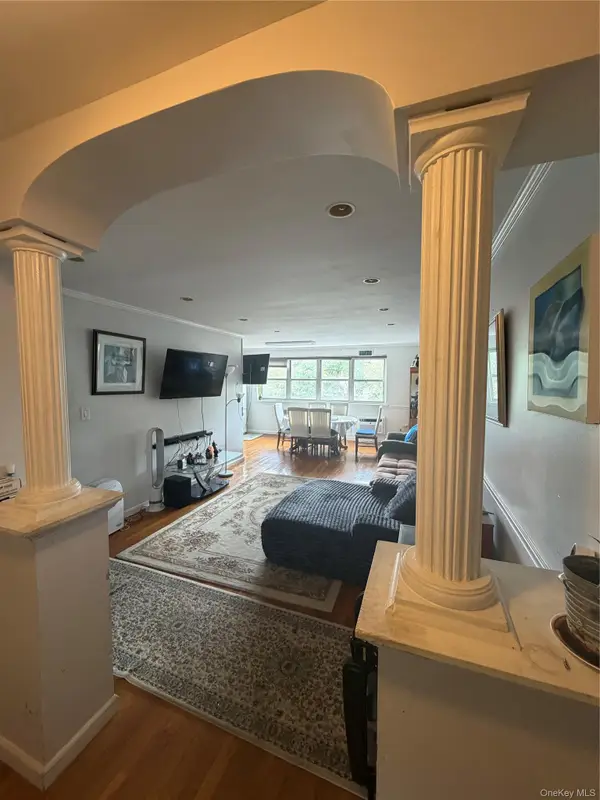 153-25 88th Street #4K, Howard Beach, NY 11414