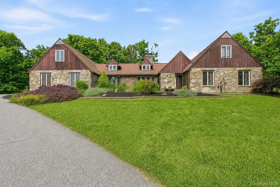 14 Lisa Drive, Highland, NY 12528 - #2