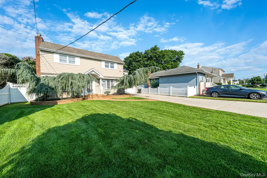 752 Oakfield Avenue, Bellmore, NY 11710 - #2
