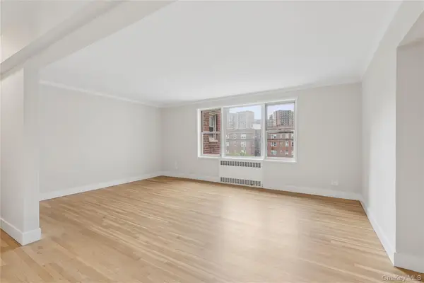 68-61 Yellowstone Boulevard #610, Forest Hills, NY 11375