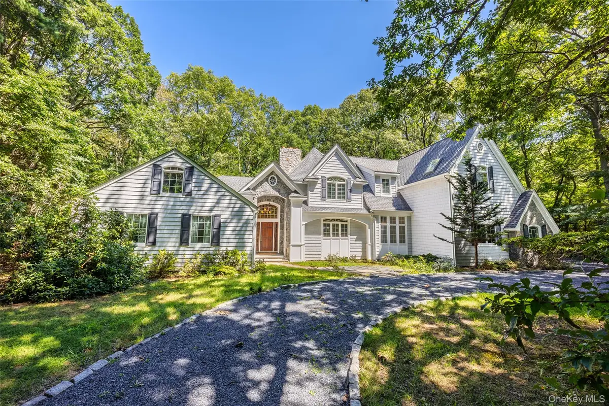 23 Cliff Road, Belle Terre, NY 11777 - #1