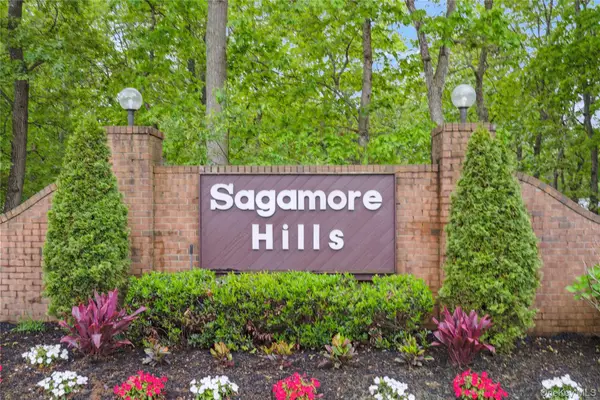 221 Sagamore Hills Drive #221, Port Jefferson Station, NY 11776
