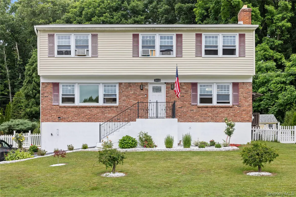 3123 Douglas Drive, Yorktown Heights, NY 10598 - #1