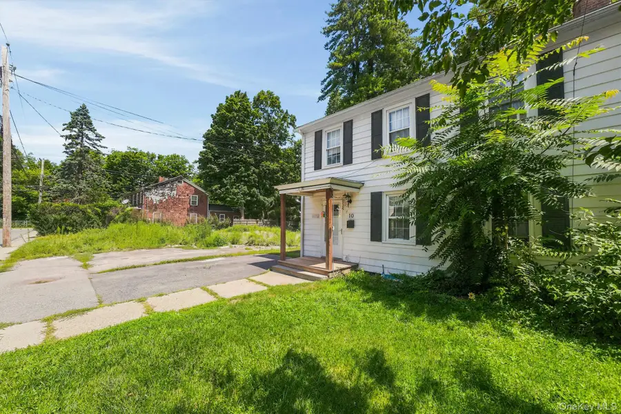 10 Dutchess Avenue, Wappingers Falls, NY 12590 - #3