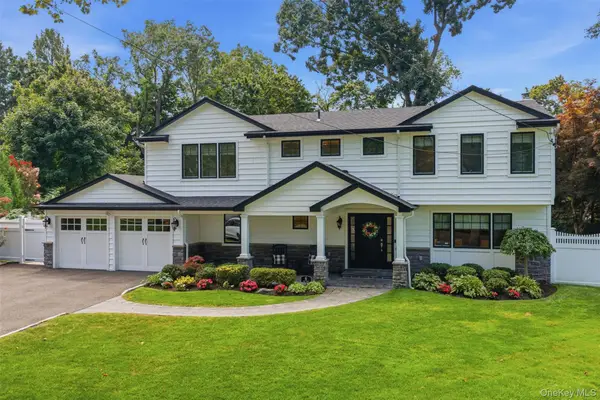 6 Sue Circle, Huntington, NY 11743