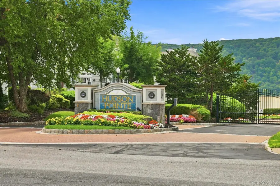 308 Bridgeview Drive, Poughkeepsie, NY 12601 - #2