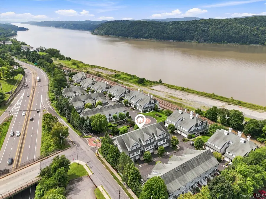308 Bridgeview Drive, Poughkeepsie, NY 12601 - #3
