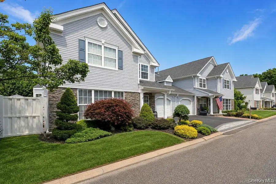 1 Jennifer Lane, Middle Island, NY 11953 - #3