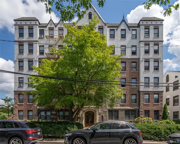 100 Parkway Road #4D, Bronxville, NY 10708
