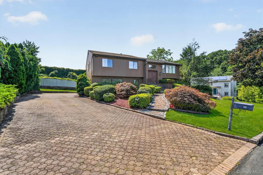 99 Skyview Lane, New Rochelle, NY 10804 - #2