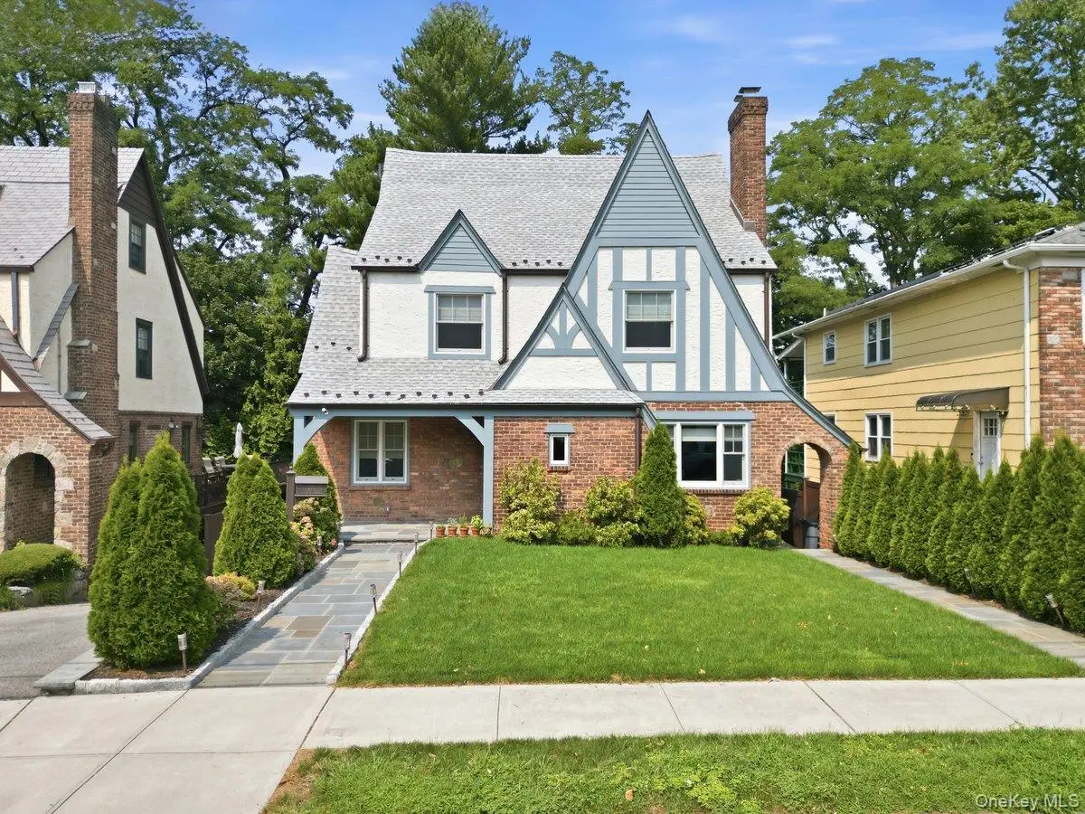 277 Devoe Avenue, Yonkers, NY 10705 - #1