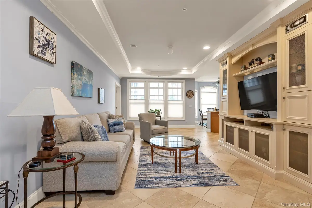 578 Pacing Way, Westbury, NY 11590 - #1
