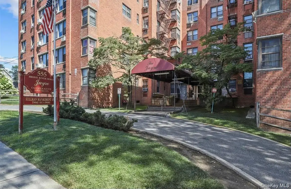 555 Bronxs River Road #1k, Yonkers, NY 10704 - #1