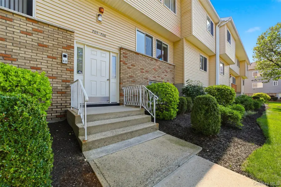 25 College Avenue #707, Nanuet, NY 10954 - #2