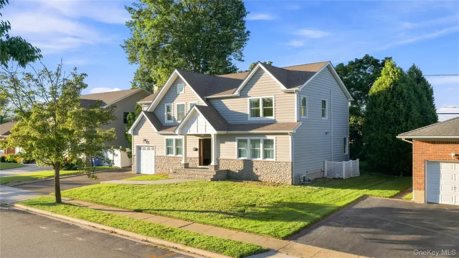 22 Forest Drive, Jericho, NY 11753 - #2