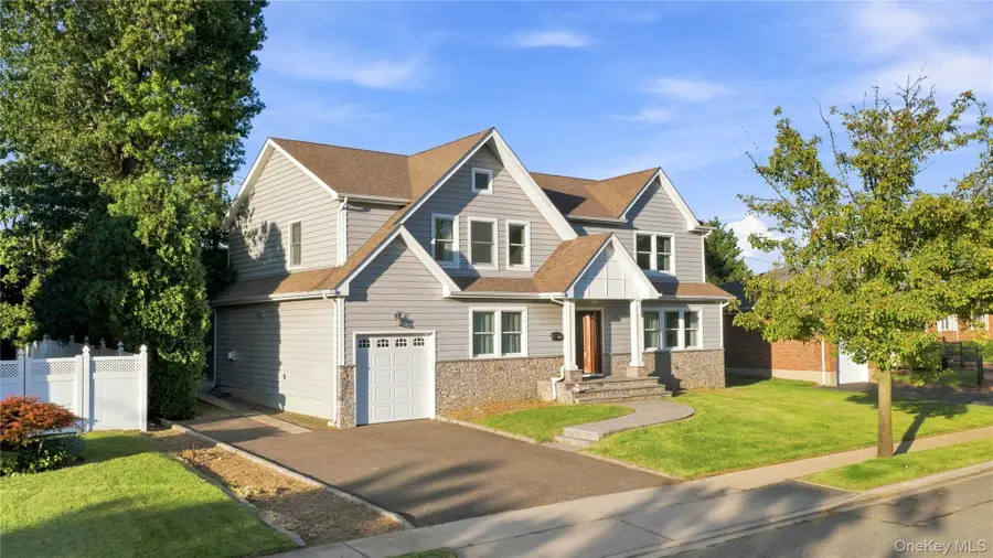 22 Forest Drive, Jericho, NY 11753 - #3