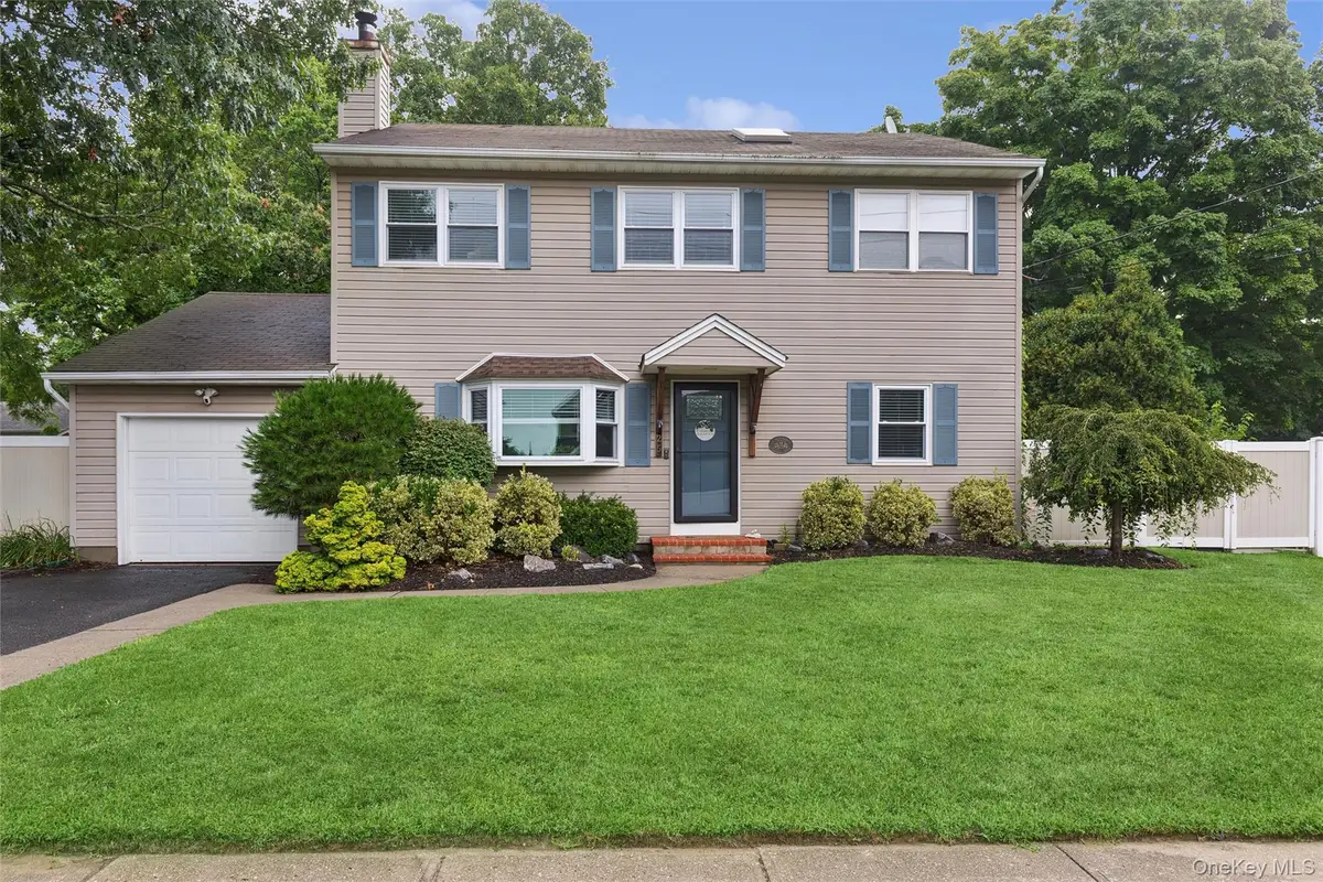 25 N Ocean Avenue, Center Moriches, NY 11934 - #1