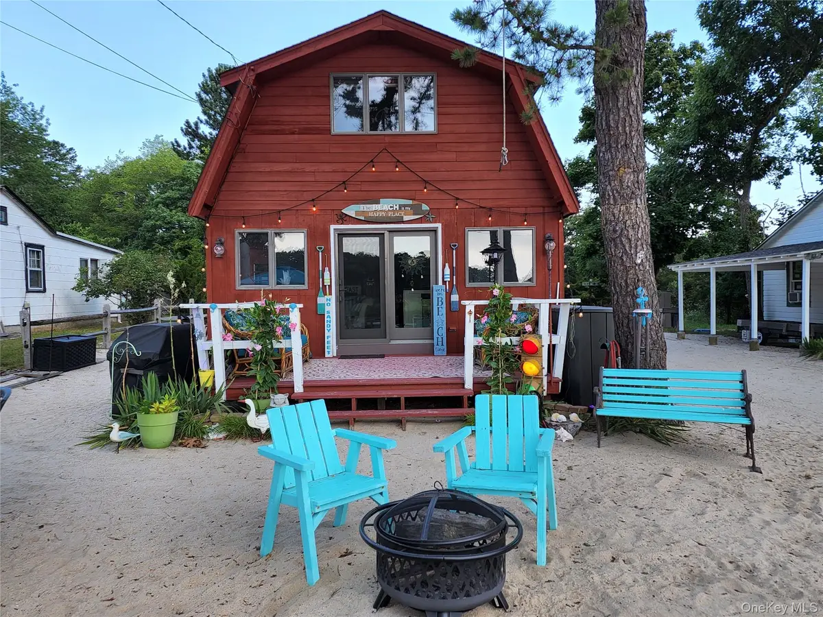100 Reeves Bay Trail, Flanders, NY 11901 - #1