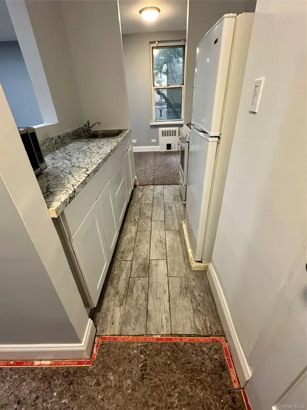 2385 Barker Avenue #2B, Bronx, NY 10467