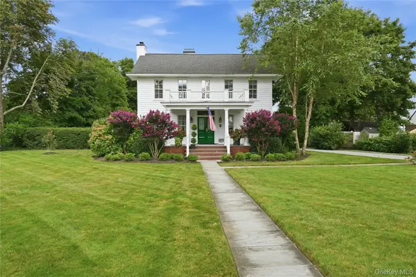129 Bayview Avenue, Amityville, NY 11701