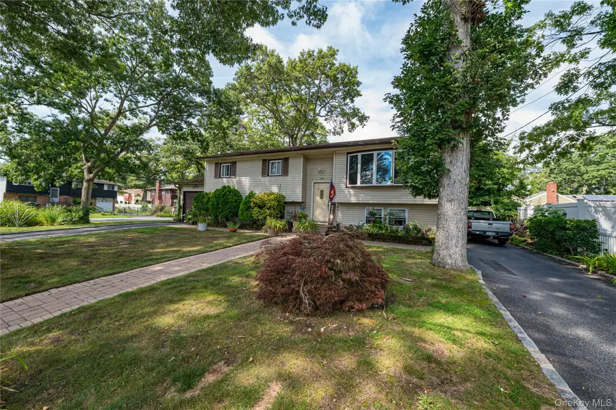 40 Rockland Avenue, West Babylon, NY 11704 - #2