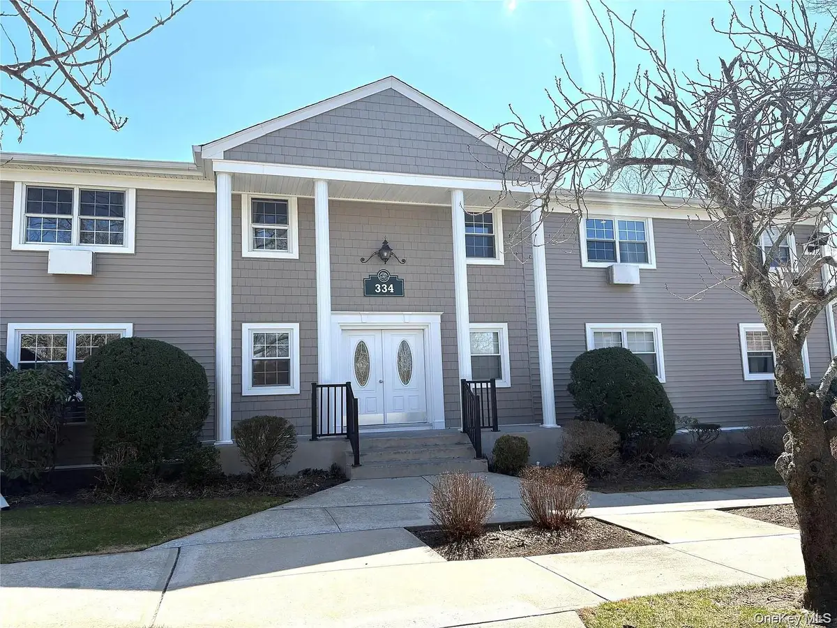 334 Lakeland Avenue #4D, Sayville, NY 11782 - #1