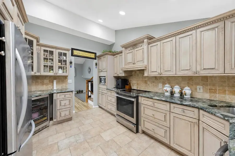 49 Village Drive, Jericho, NY 11753 - #2