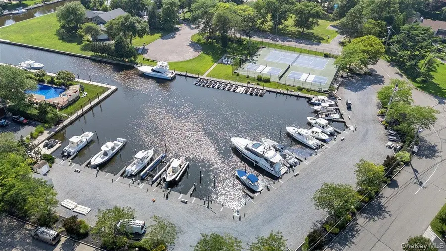7 The Keel, East Islip, NY 11730 - #3