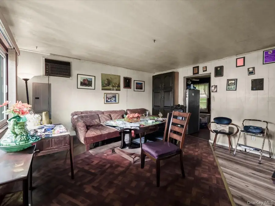 130 Lemon Street, Central Islip, NY 11722 - #2