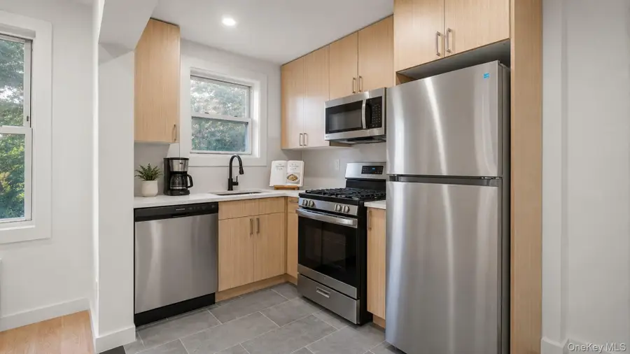4135 Murdock Avenue, Bronx, NY 10466 - #3