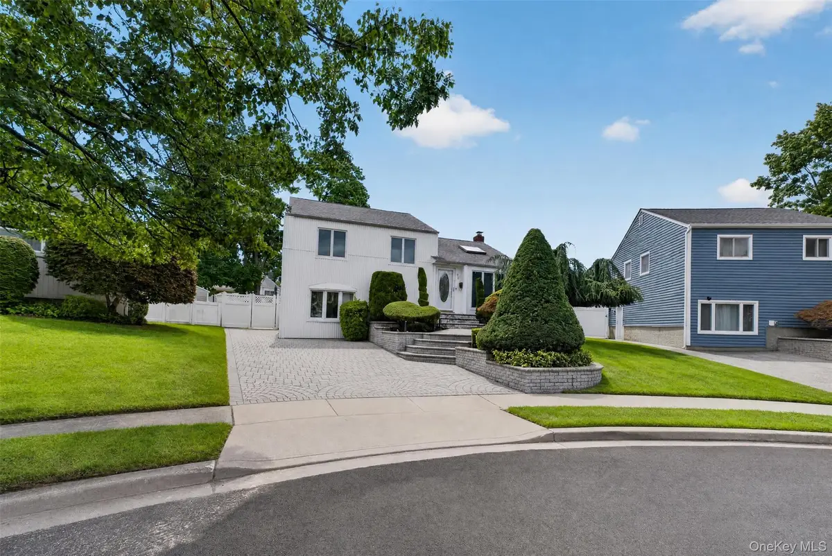 68 Briarwood Lane, Plainview, NY 11803 - #1