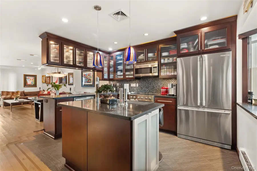 158 Harbor S, Amityville, NY 11701 - #2
